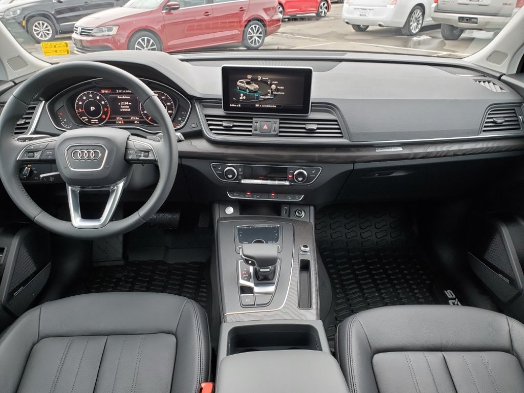 New 2020 Audi Q5 45 Premium Plus quattro 4D Sport Utility